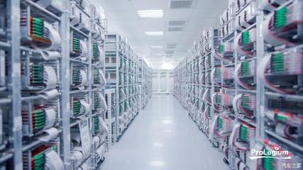 奔馳與輝能科技聯(lián)手 固態(tài)電池與網(wǎng)絡(luò)技術(shù)革新驅(qū)動未來出行